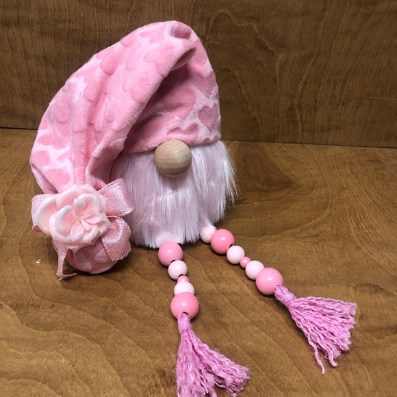 Luscious Pink Hearts Gnome Rose Plush Beaded Legs Bow Gift Babe Cave Mother Day - Picture 2 of 2